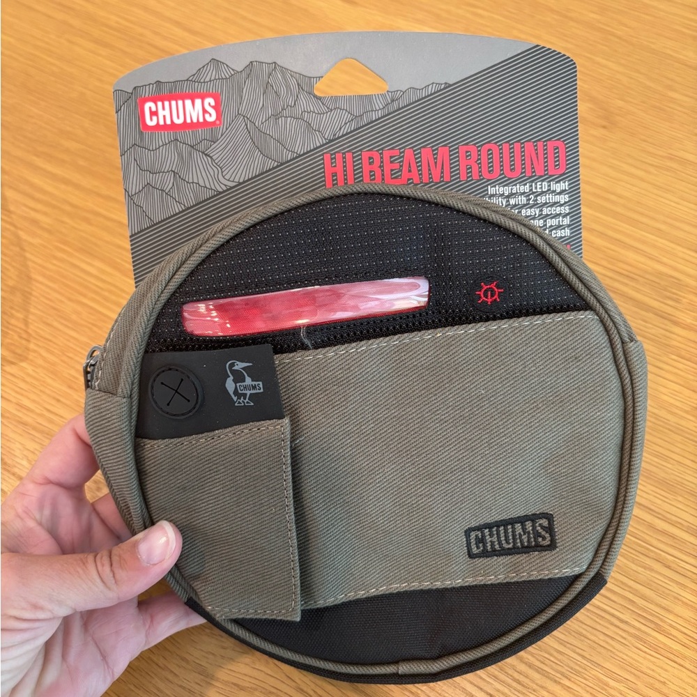 Chums Hi Beam Round Waistpack Color: Green/Black Built-in Led light for Safety
